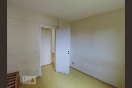 Quarto 2 de apartamento à venda com 2 quartos, 70m² em Vila Isa, São Paulo