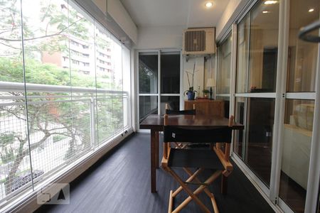 Varanda gourmet de apartamento para alugar com 2 quartos, 75m² em Vila Andrade, São Paulo