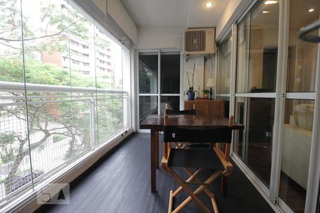 Varanda gourmet de apartamento à venda com 2 quartos, 75m² em Vila Andrade, São Paulo