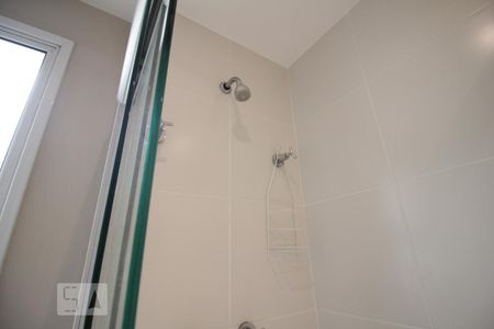 Apartamento à venda com 75m², 2 quartos e 2 vagasChuveiro