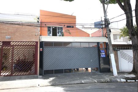 Fachada de casa para alugar com 3 quartos, 180m² em Santo Amaro, São Paulo