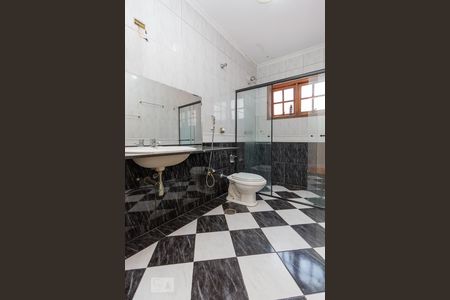 Casa para alugar com 180m², 3 quartos e 3 vagasBanheiro da Suíte