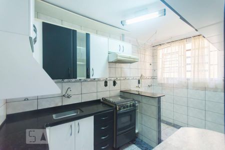 Cozinha de apartamento para alugar com 2 quartos, 57m² em Parque Residencial Vila União, Campinas