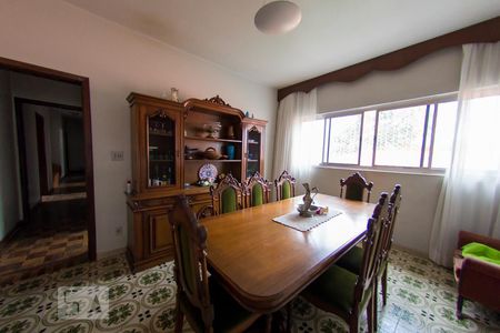 Sala de casa à venda com 3 quartos, 290m² em Vila Ida, São Paulo