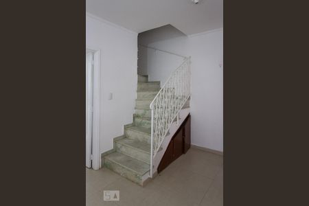 Escada de casa à venda com 3 quartos, 100m² em Chácara Santo Antônio (zona Sul), São Paulo