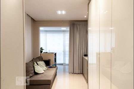 Sala de kitnet/studio à venda com 1 quarto, 42m² em Vila Olímpia, São Paulo