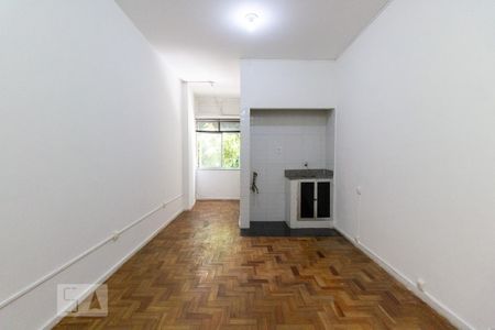 Studio à venda com 22m², 1 quarto e sem vaga Studio à venda com 22m², 1 quarto e sem vagaSala