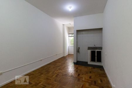 Studio à venda com 22m², 1 quarto e sem vaga Studio à venda com 22m², 1 quarto e sem vagaSala