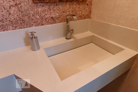 Apartamento à venda com 300m², 3 quartos e 2 vagas Apartamento à venda com 300m², 3 quartos e 2 vagasLavabo