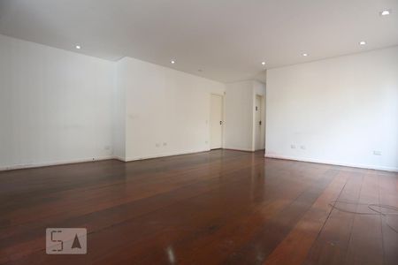 Sala de casa à venda com 4 quartos, 257m² em Rolinópolis, São Paulo