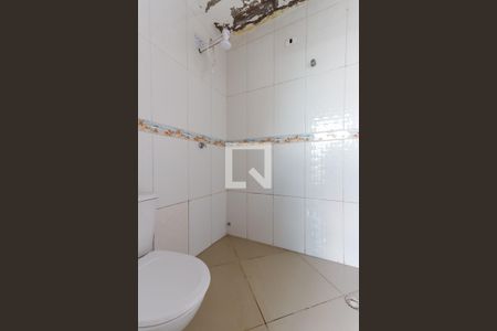 Casa para alugar com 480m², 4 quartos e sem vaga Casa para alugar com 480m², 4 quartos e sem vagaBanheiro de Serviço