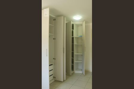 Quarto da Suite 1 de apartamento à venda com 2 quartos, 60m² em Gragoatá, Niterói