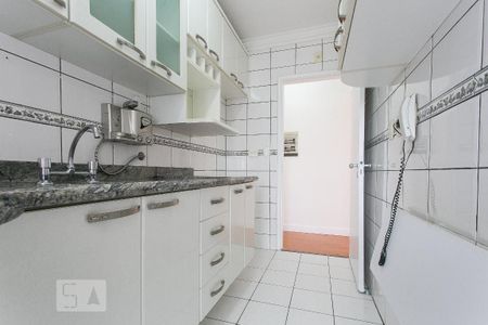 Apartamento para alugar com 60m², 2 quartos e 2 vagasCozinha