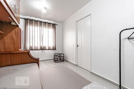 Dormitório de apartamento para alugar com 1 quarto, 30m² em Centro, Curitiba