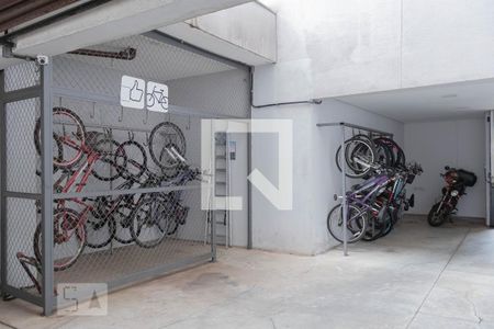 Studio para alugar com 35m², 1 quarto e 1 vaga Studio para alugar com 35m², 1 quarto e 1 vagaBicicletário
