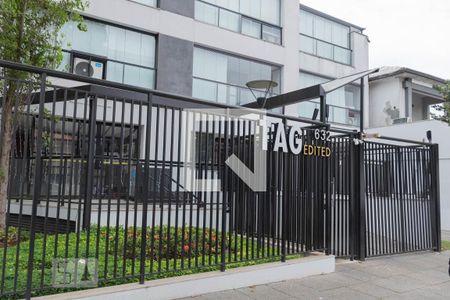 Studio para alugar com 35m², 1 quarto e 1 vaga Studio para alugar com 35m², 1 quarto e 1 vagaFachada e portaria