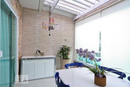 Casa à venda com 280m², 3 quartos e 3 vagasVaranda gourmet