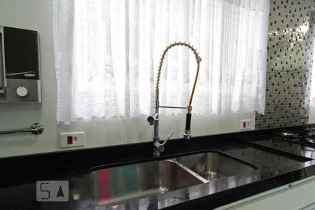 Casa à venda com 280m², 3 quartos e 3 vagasCozinha