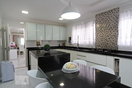 Casa à venda com 280m², 3 quartos e 3 vagasCozinha