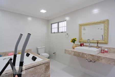 Casa à venda com 280m², 3 quartos e 3 vagasSpa