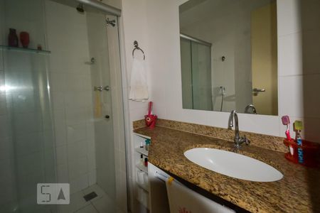 Apartamento à venda com 70m², 2 quartos e 1 vagaBanheiro Social