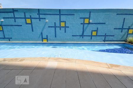 Apartamento à venda com 70m², 2 quartos e 1 vagaÁrea comum - Piscina