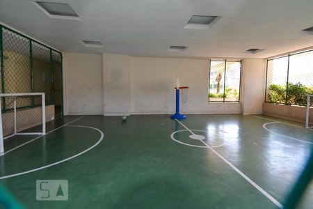 Apartamento à venda com 70m², 2 quartos e 1 vagaQuadra Esportiva