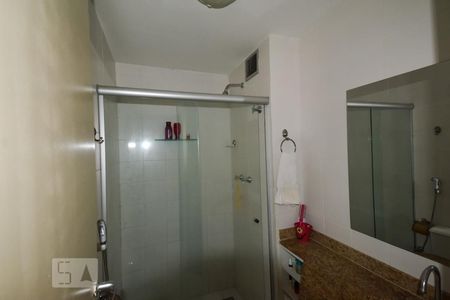 Apartamento à venda com 70m², 2 quartos e 1 vagaBanheiro Social