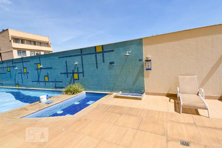 Apartamento à venda com 70m², 2 quartos e 1 vagaÁrea comum - Piscina