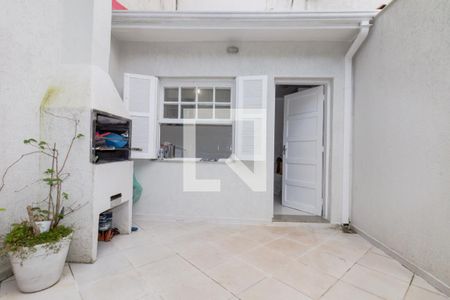 Casa à venda com 130m², 2 quartos e 1 vagaQuintal