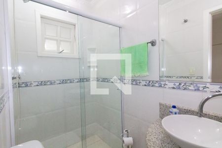 Casa à venda com 130m², 2 quartos e 1 vagaBanheiro do Quarto 1