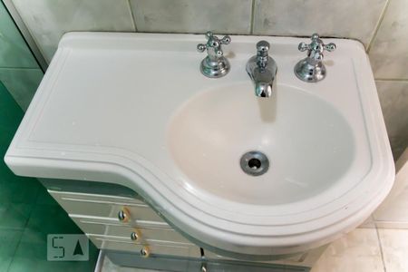 Casa para alugar com 60m², 1 quarto e 1 vagaBanheiro - Torneira