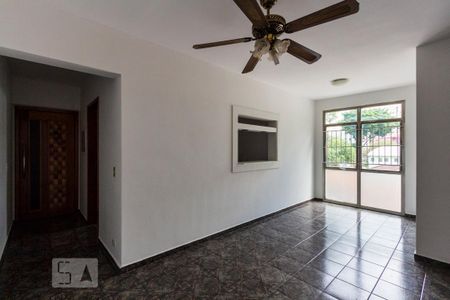 Apartamento à venda com 70m², 2 quartos e 2 vagasSala