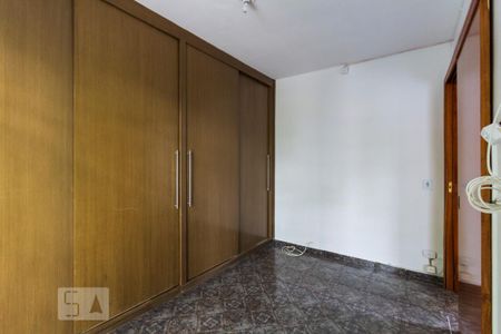 Apartamento à venda com 70m², 2 quartos e 2 vagasQuarto 2