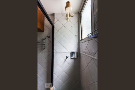 Apartamento à venda com 70m², 2 quartos e 2 vagasBanheiro Social