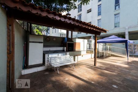 Apartamento à venda com 70m², 2 quartos e 2 vagasChurrasqueira