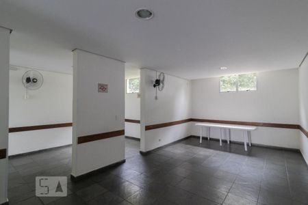 Apartamento à venda com 55m², 2 quartos e 1 vagaSalão de Festa