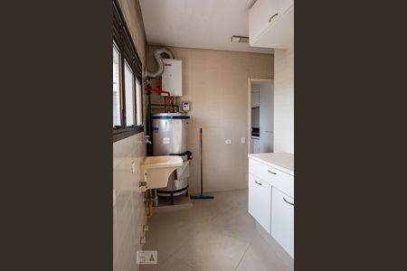 Apartamento à venda com 330m², 4 quartos e 4 vagasÁrea de serviço