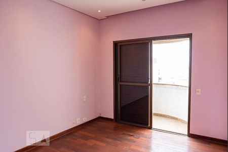Apartamento à venda com 330m², 4 quartos e 4 vagasSuíte 1