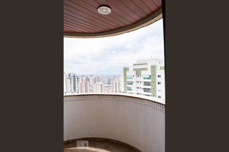 Apartamento à venda com 330m², 4 quartos e 4 vagasVaranda da suíte 1