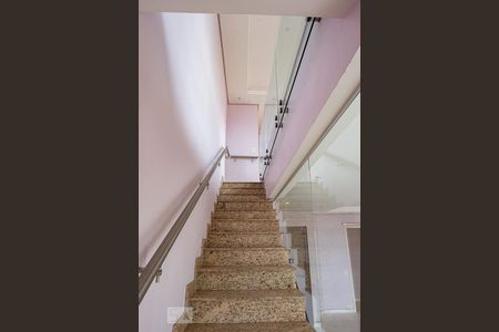 Apartamento à venda com 330m², 4 quartos e 4 vagasEscadas 