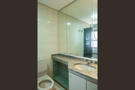 Apartamento à venda com 330m², 4 quartos e 4 vagasBanheiro 1 - Suíte