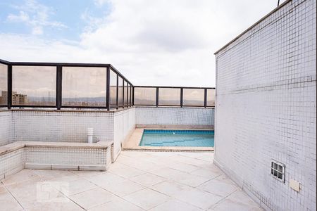 Apartamento à venda com 330m², 4 quartos e 4 vagasCobertura - Piscina