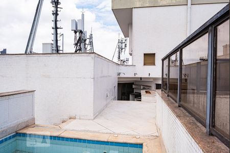 Apartamento à venda com 330m², 4 quartos e 4 vagasCobertura - Piscina