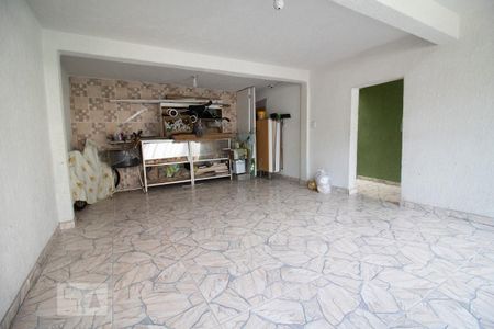 Casa à venda com 100m², 3 quartos e 2 vagas Casa à venda com 100m², 3 quartos e 2 vagasGaragem