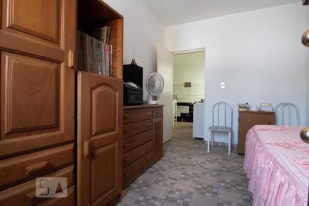 Casa à venda com 100m², 3 quartos e 2 vagas Casa à venda com 100m², 3 quartos e 2 vagasQuarto 3