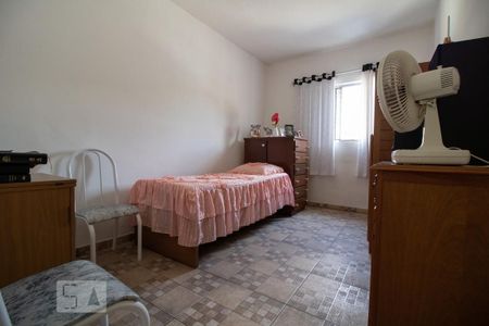 Casa à venda com 100m², 3 quartos e 2 vagas Casa à venda com 100m², 3 quartos e 2 vagasQuarto 3