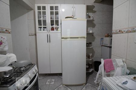 Casa à venda com 100m², 3 quartos e 2 vagas Casa à venda com 100m², 3 quartos e 2 vagasCozinha