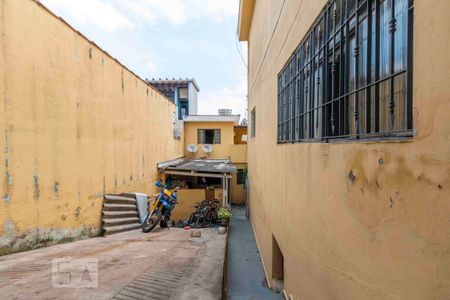 Apartamento à venda com 250m², 3 quartos e 4 vagasÁrea Externa - Acesso Casa Fundos 