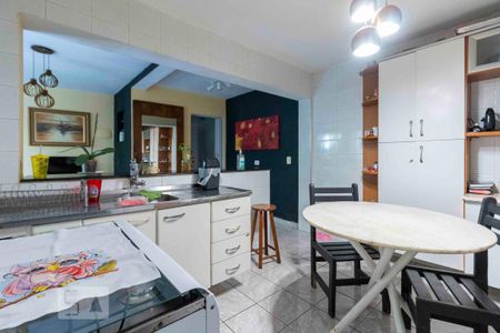 Apartamento à venda com 250m², 3 quartos e 4 vagasCozinha